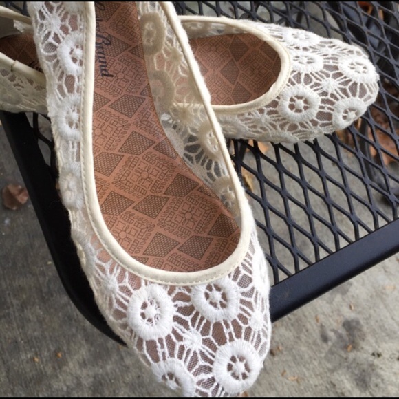 LUCKY BRAND Flats - Picture 2 of 4