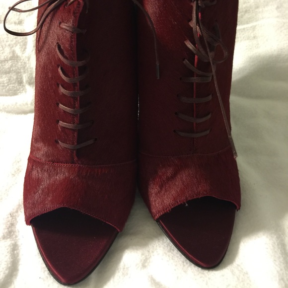 Burberry Calfskin Peep-Toe Ankle Boot in Red - Picture 2 of 3