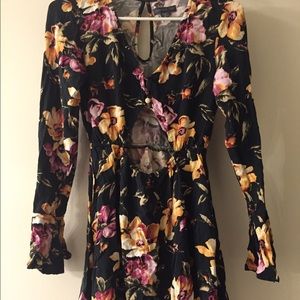 Kendall and Kylie dress
