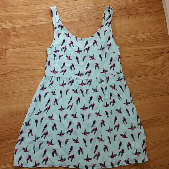 H&M Dresses & Skirts - H&M rainbow parrot dress