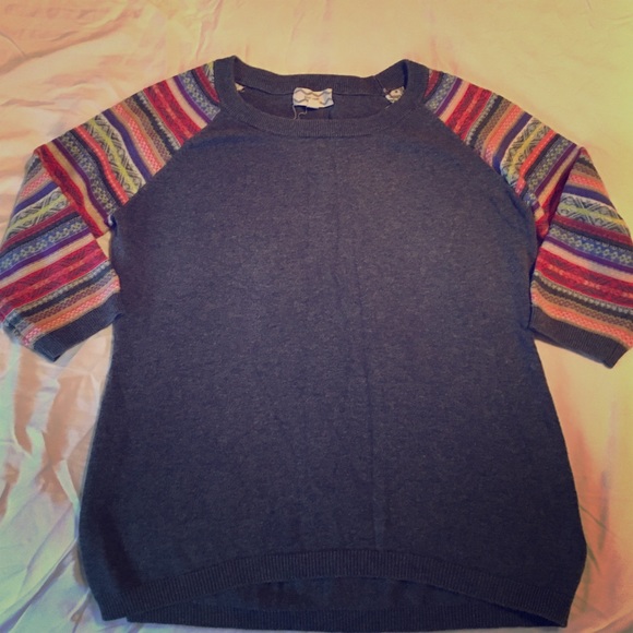 Pink rose raglan style sweater