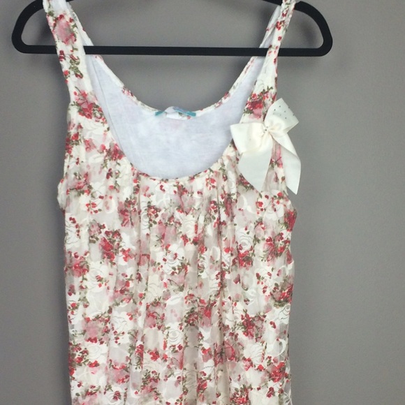 Lacey Ivory Rose Top - Picture 2 of 3