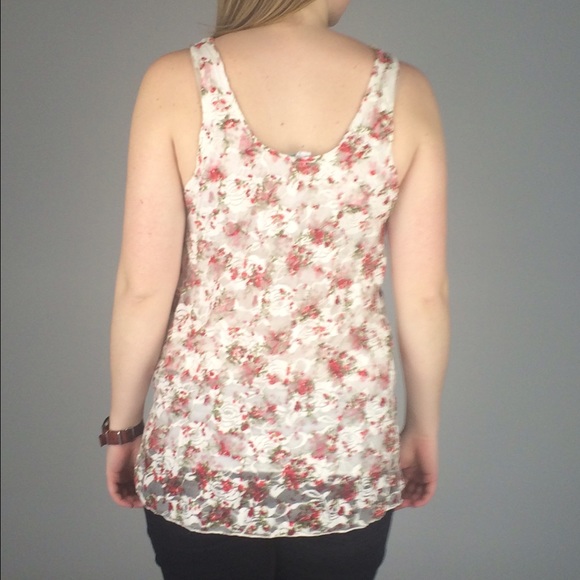 Lacey Ivory Rose Top - Picture 3 of 3