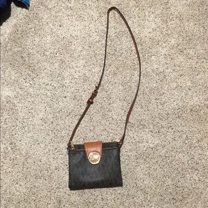 Michael Kors cross body purse