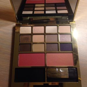 Estée Lauder eyeshadow and blush palette!