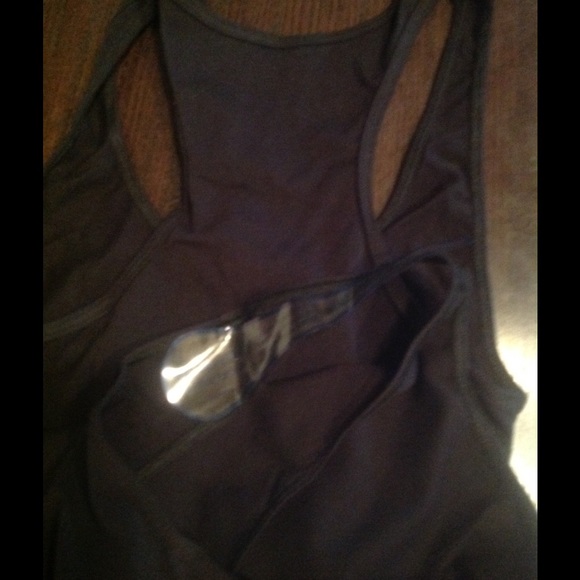 American apparel tank bodysuit !โค๏ธ๐ฒ - Picture 4 of 4