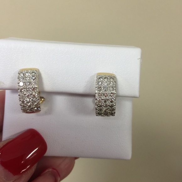 Jewelry - Diamond huggy earrings. SOLD
