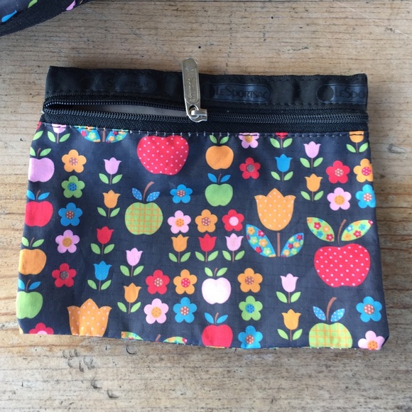 LeSportsac Bag & pouch - Picture 3 of 3