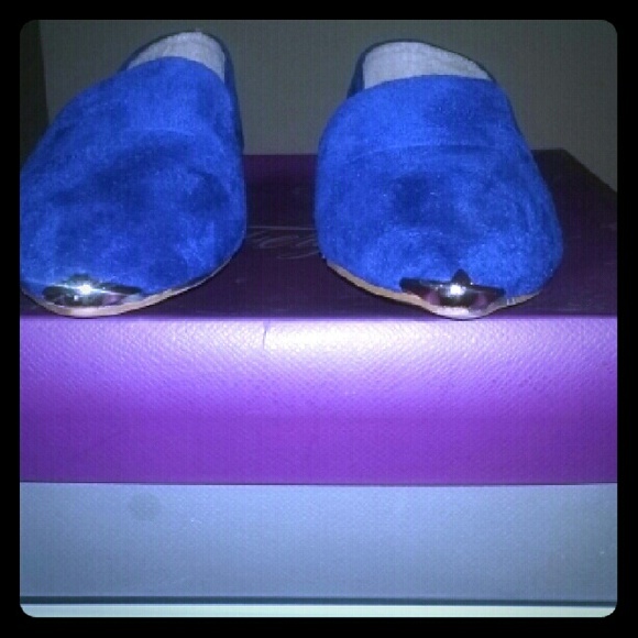 Womens suede flats sz 9