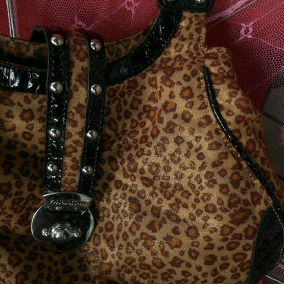 Purse - Picture 2 of 2