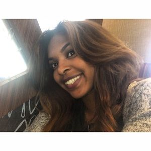 Meet your Posher, Candice