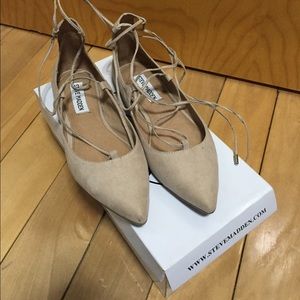 Steve Madden Lecrew Flats US5