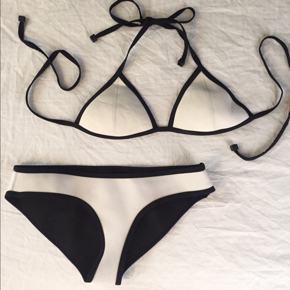 White Tringl swim set