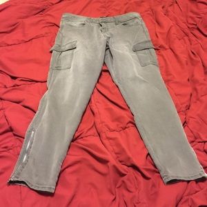 🌟AE skinny jeans size 12✨