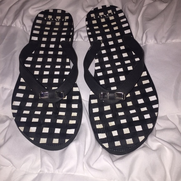 COACH flip flops 👑