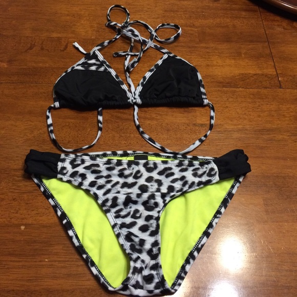 Hurley swim suit!