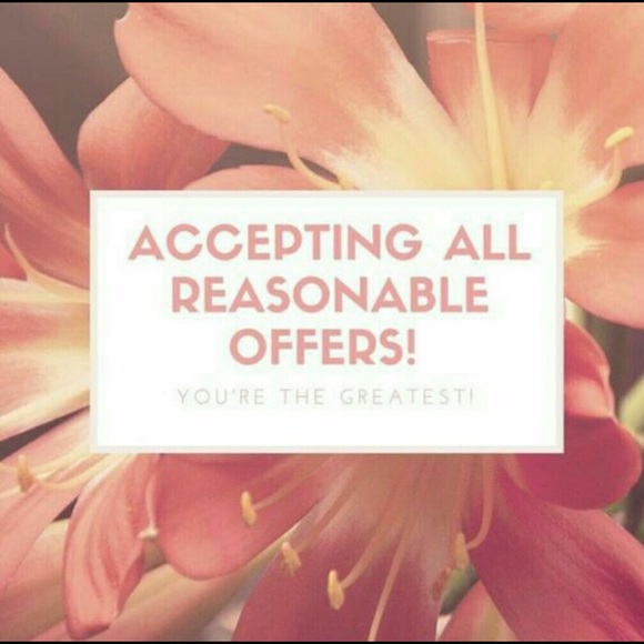 Accepting Reasonable Offers!💕