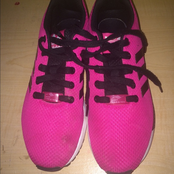 Adidas Flux Shoes - Picture 2 of 3