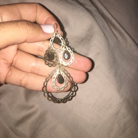 Gorgeous gold earrings - Picture 8 of 8