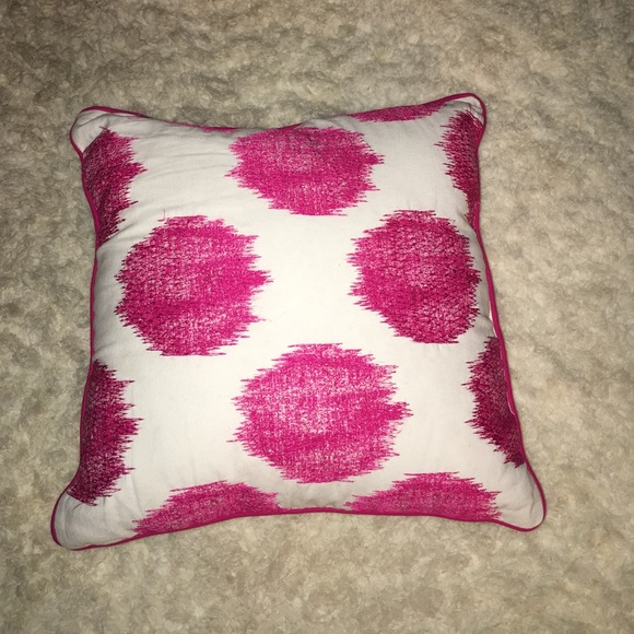 Throw pillow