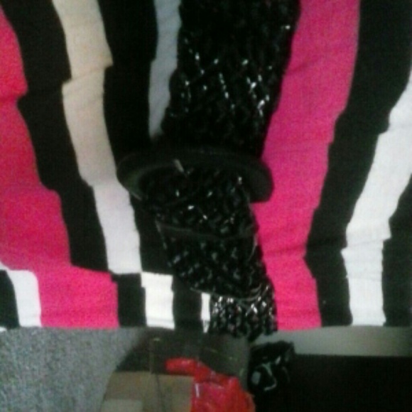 Deb striped belted top - Picture 4 of 4