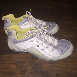 Columbia hiking shoes