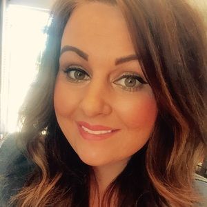 Meet your Posher, Stacy