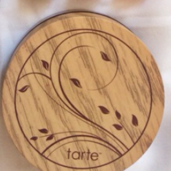 Tarte Powder Foundation - Fair Honey