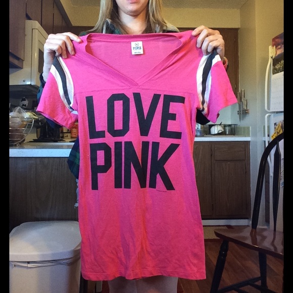 VS PINK t shirt