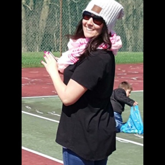 Meet your Posher, Laura