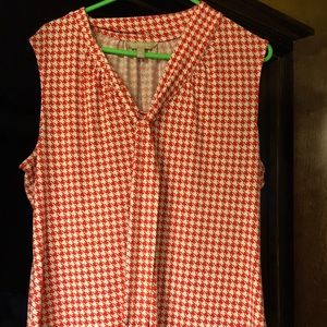 Banana Republic sleeveless shirt.
