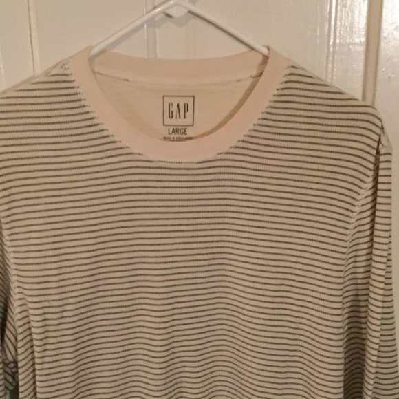 GAP Light Gray & White Stripe Thermal Style Top. L - Picture 2 of 3