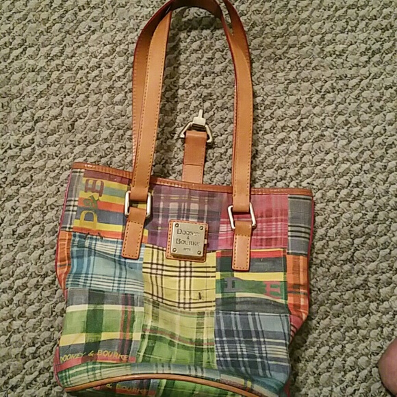 Bag with matching wristlet make me an offer - Picture 1 of 4