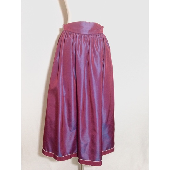 Neiman Marcus Dresses & Skirts - Neiman Marcus 🎀 Vintage Skirt. 12 HR sale