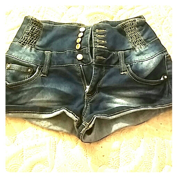 Sexy jean shorts
