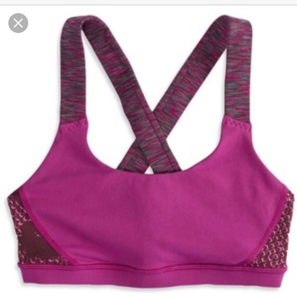 AE Performance Sports Bra