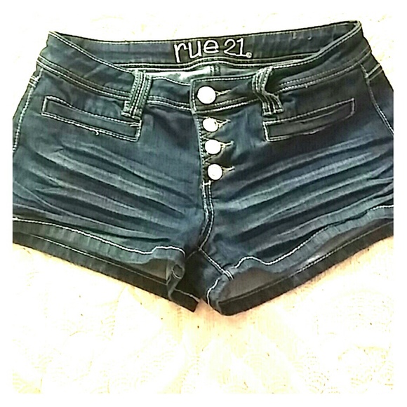 Sexy jean shorts