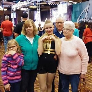 Meet your Posher, Dena