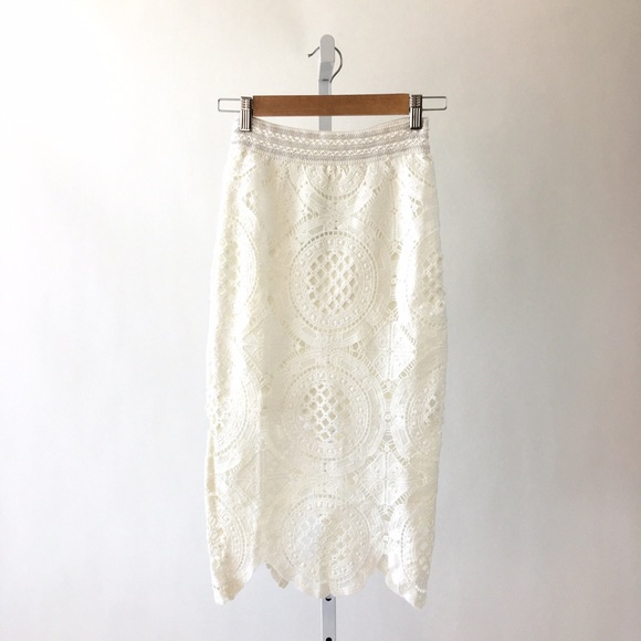Off White Lace Midi Pencil Skirt - Last one! - Picture 3 of 4