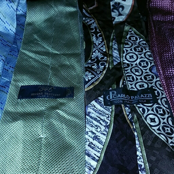 Four Designer ties - Picture 3 of 4
