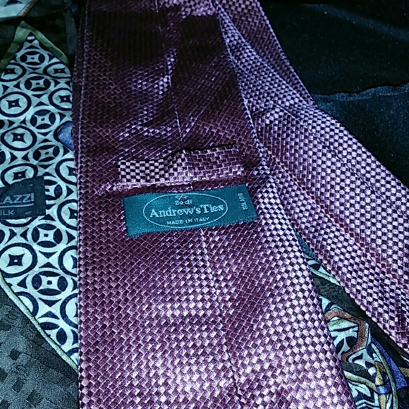 Four Designer ties - Picture 4 of 4