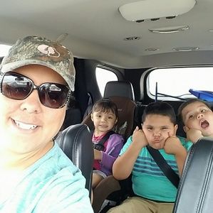 Meet your Posher, Vanessa