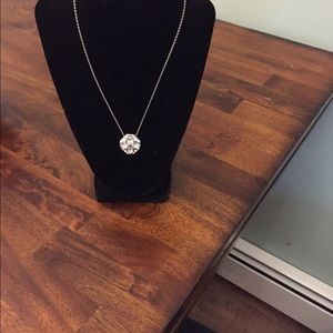 Clear gemstone necklace