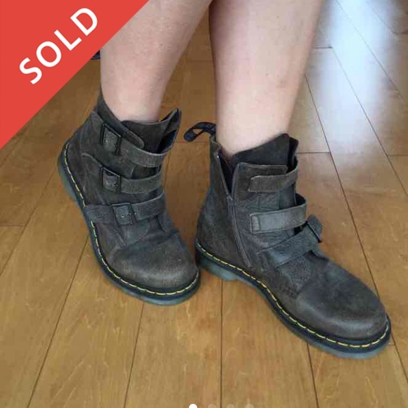 Dr. Marten's leather boots 🚫SOLD🚫