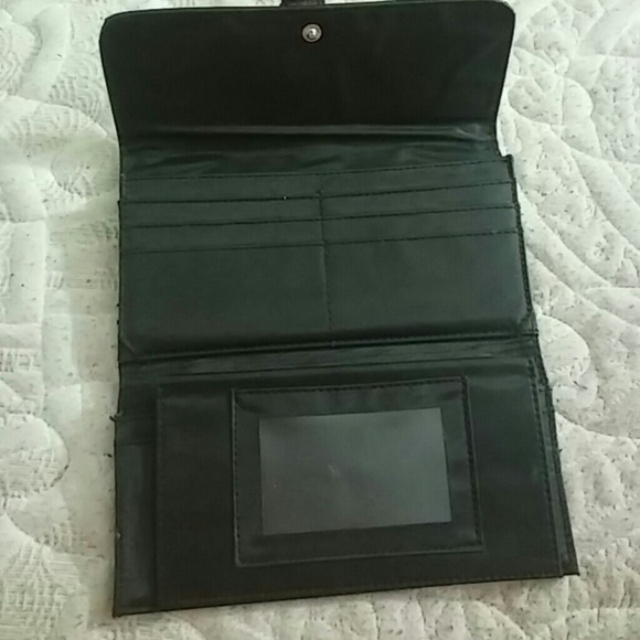 Wallet - Picture 2 of 4