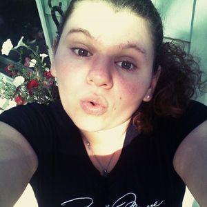 Meet your Posher, Tiffany