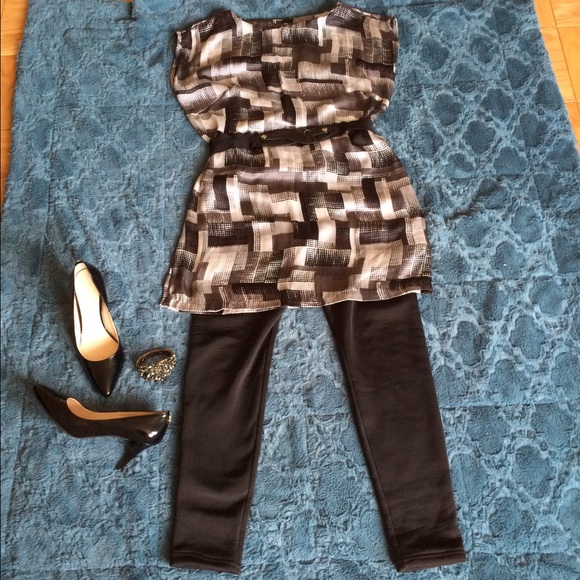 Top - Picture 1 of 2