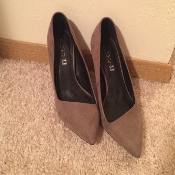 Aldo brown pumps!
