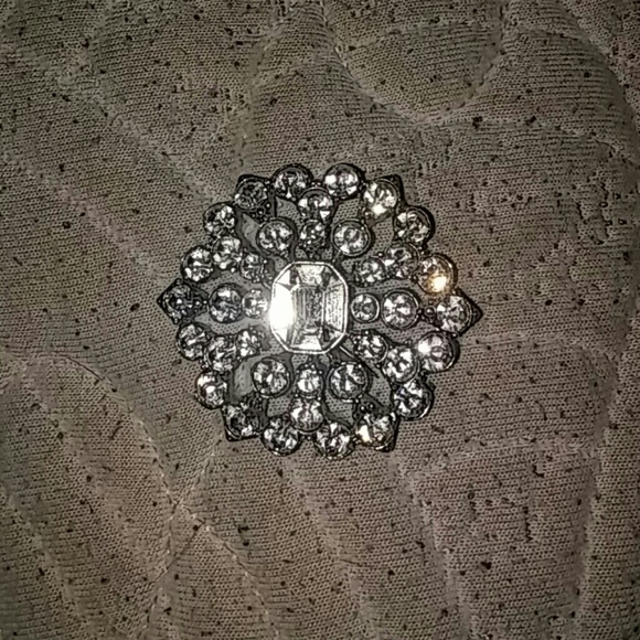 Diamond brooche - Picture 1 of 3