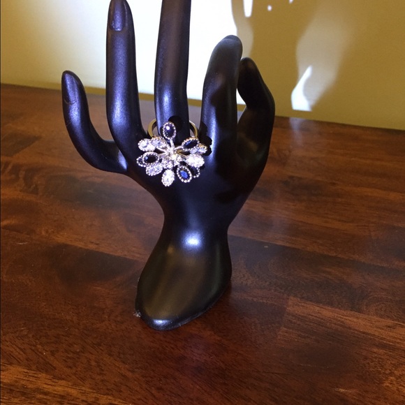 Flower bloom cocktail ring